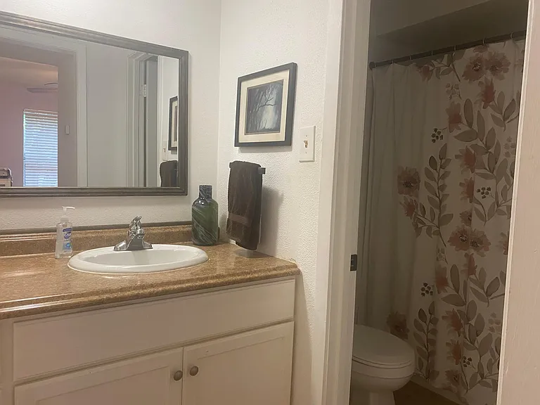 Marina Cir — Photo 9
