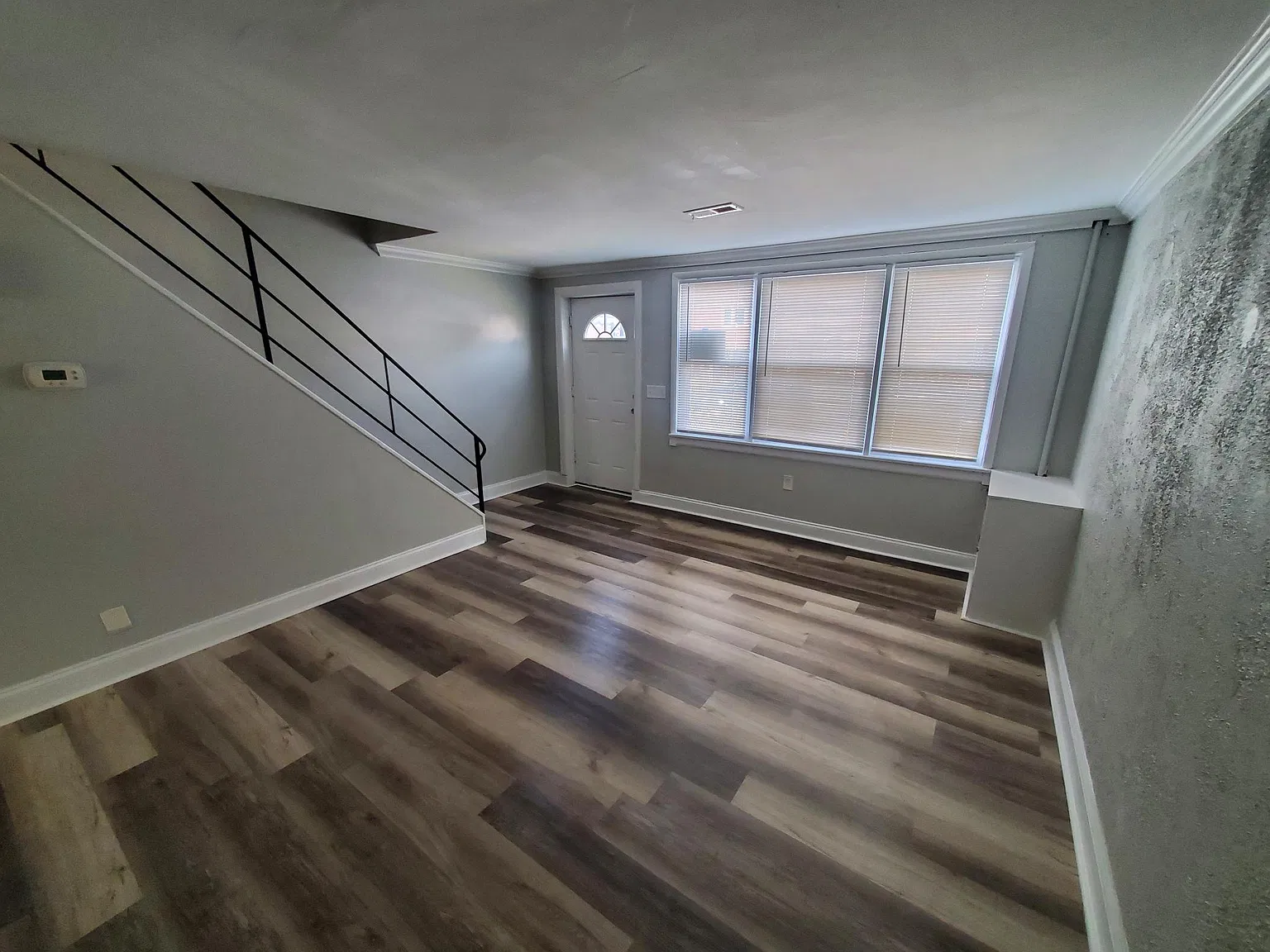 3 bed, 1024 sqft, $1,500 — Photo 1