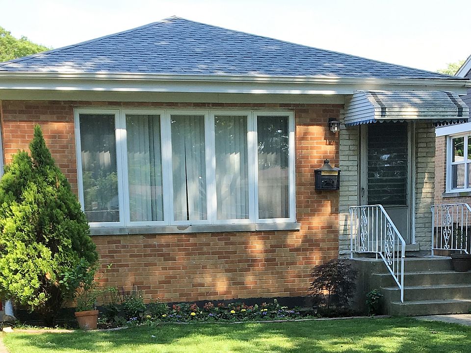 1st image of 8213 N Oriole Ave