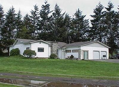3rd image of 6395 Portal Way