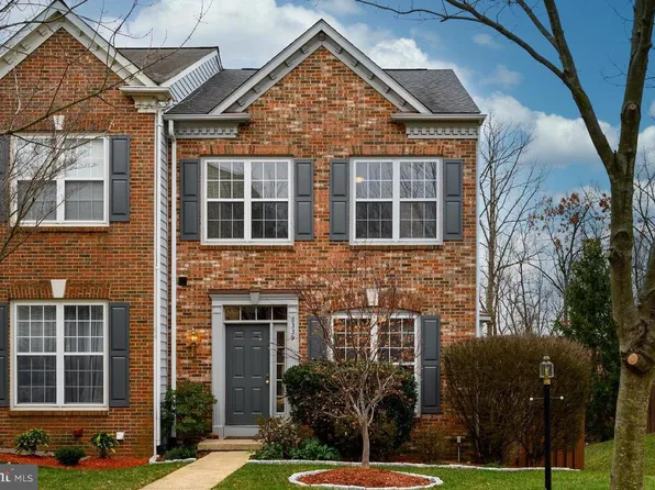 6339 Burgundy Leaf Ln, Alexandria, VA 22312