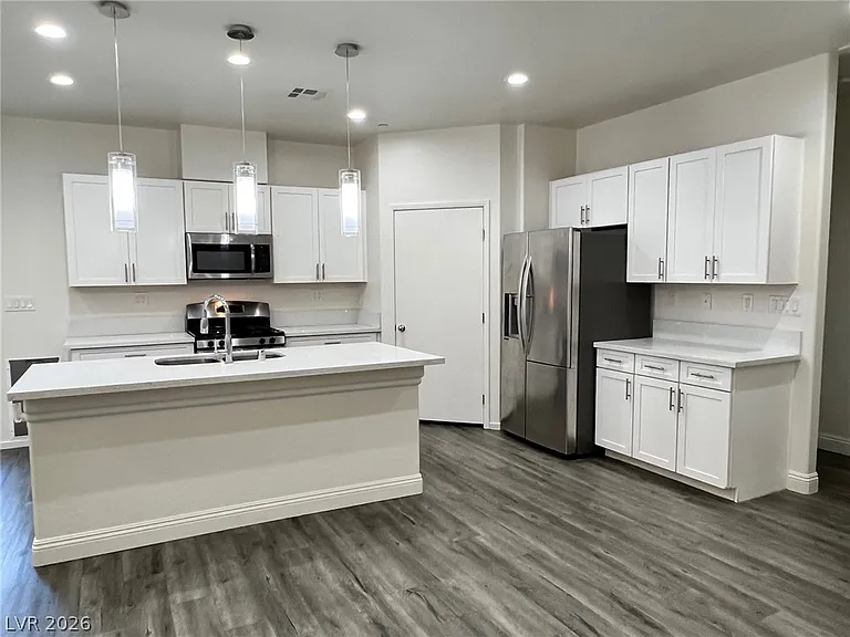 1586 Tilman Ln — Photo 4