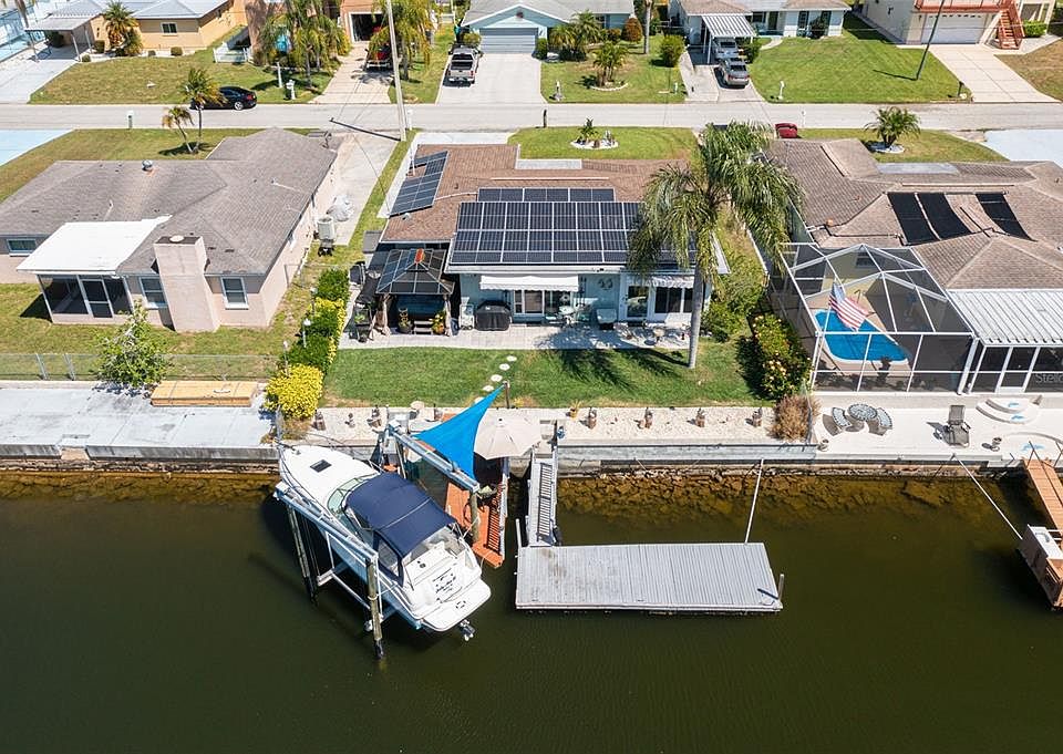 1st image of 7536 Hatteras Dr