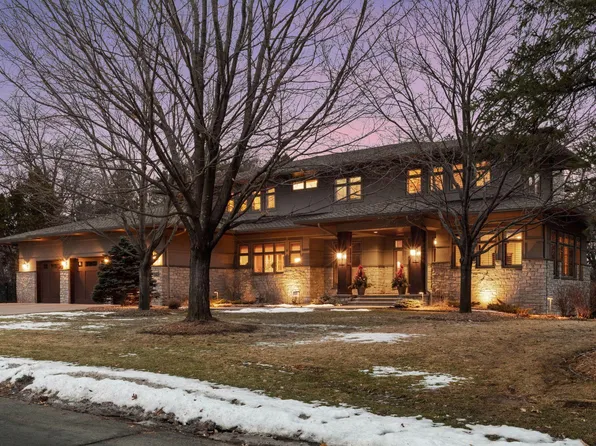 5425 Highwood Dr W, Edina, MN 55436