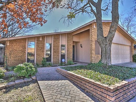 4th image of 2241 Cottonwood Ln