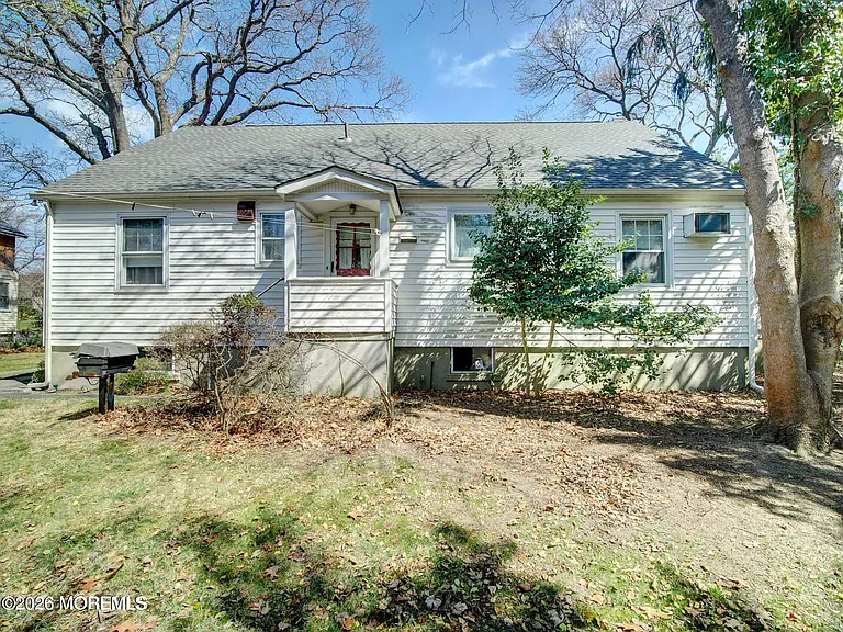 224 Chatham Ave — Photo 4