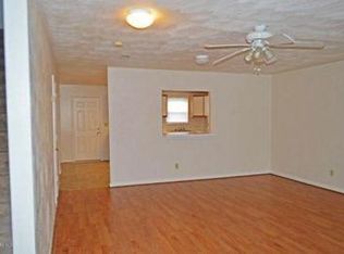304 Pheasant Run Ct, Blacksburg, VA 24060