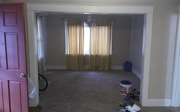 3rd image of 2313 Benton St
