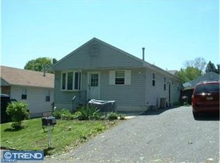 811 Pine Rd, Wallingford, PA 19086