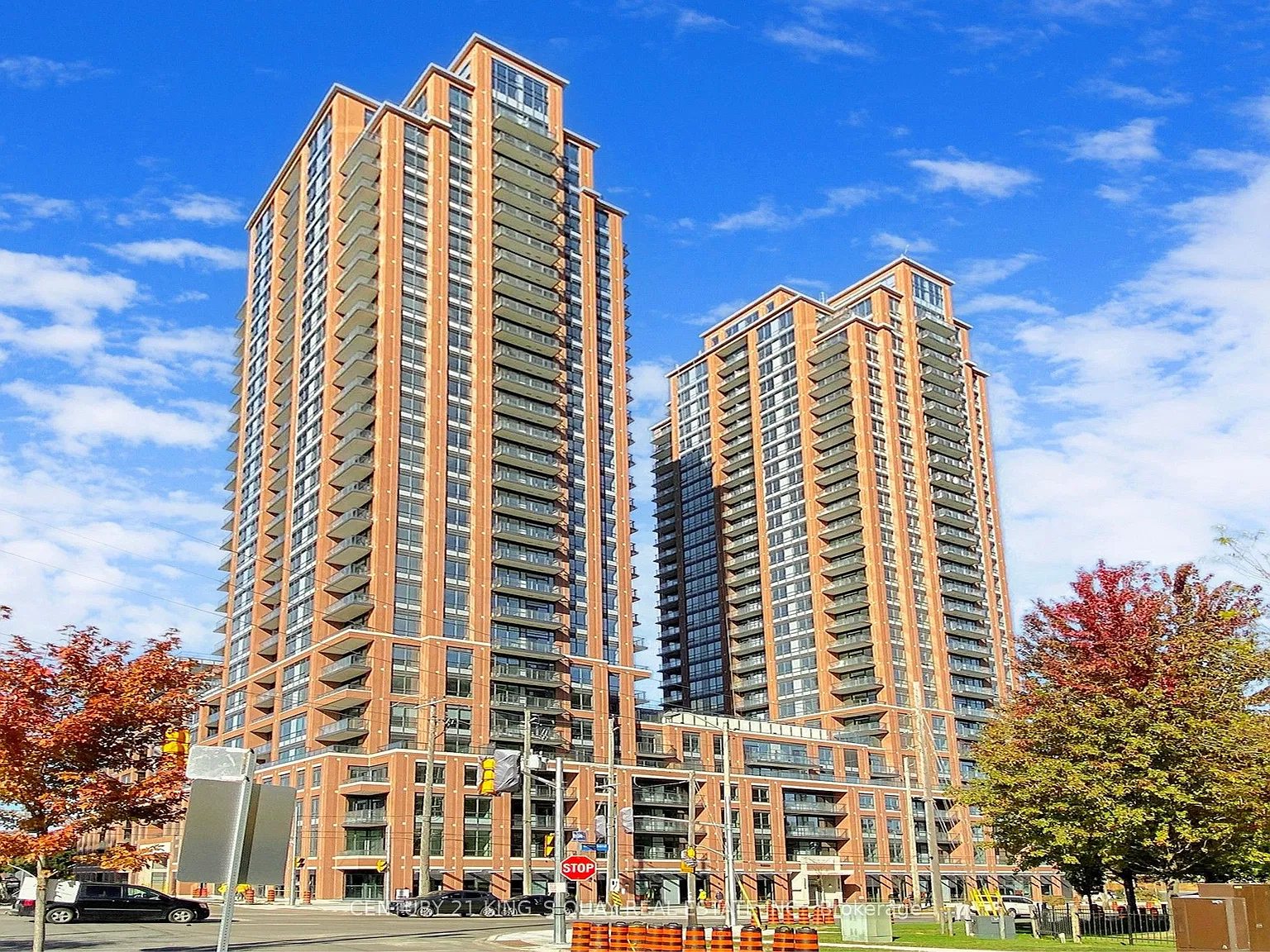 3 bed, $3,000 — Photo 2