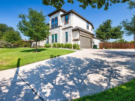 2nd image of 10606 Denell Cir