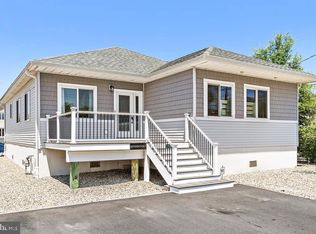 906 Laurel Blvd, Lanoka Harbor, NJ 08734