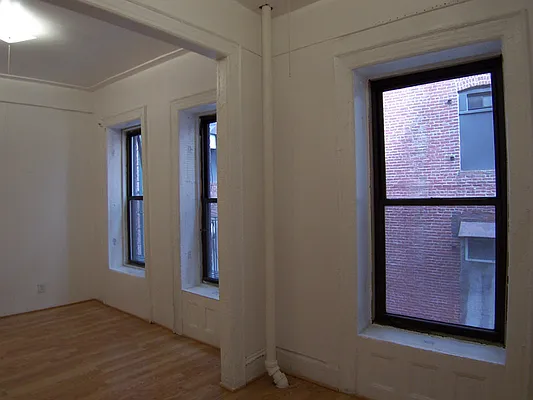 Sold by Sotheby's International Realty | media 13