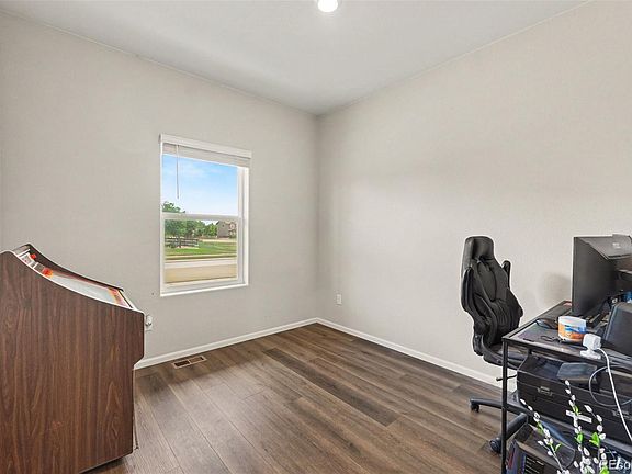 5th image of 7229 Shavano Avenue