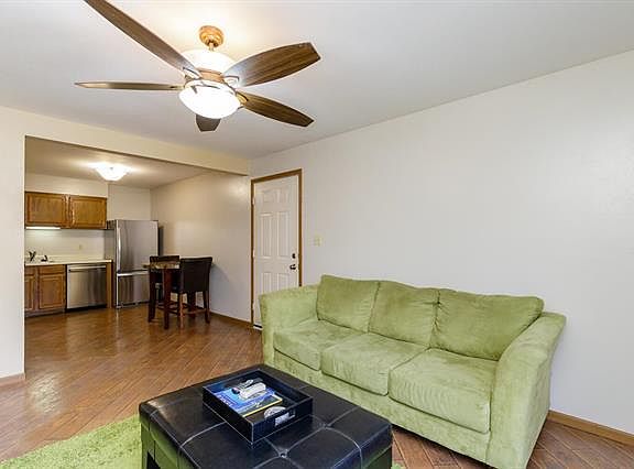 5th image of 1924 Marine Terrace Dr APT C