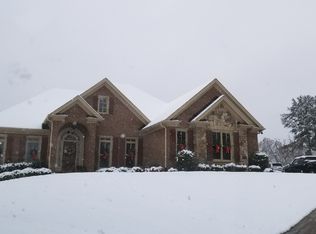 905 Canonero Dr, Milton, GA 30004