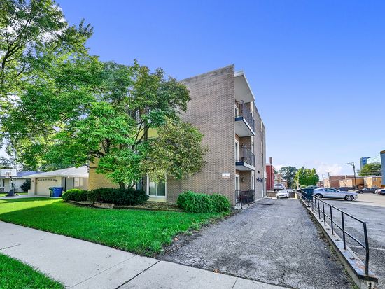 9516 S Kildare Ave APT 3N, Oak Lawn, IL 60453
