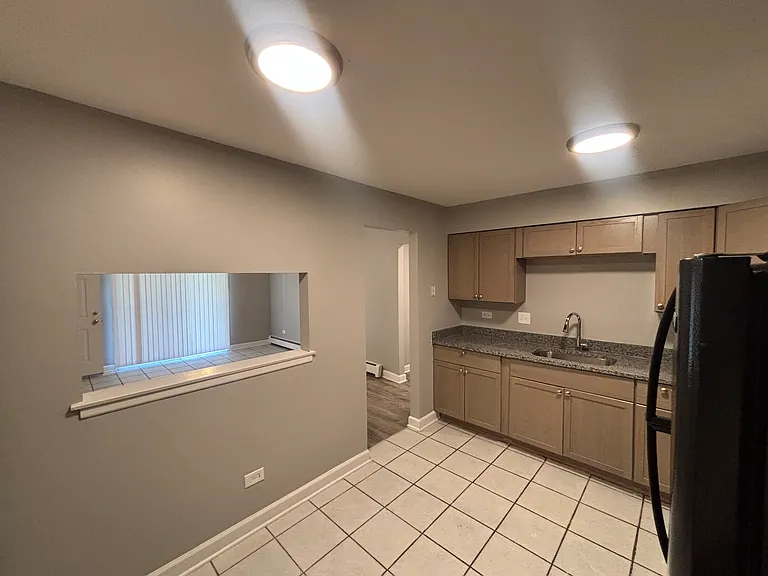 21907 Jeffrey Ave — Photo 6