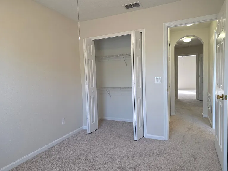 16661 Cedar Crest Dr — Photo 38