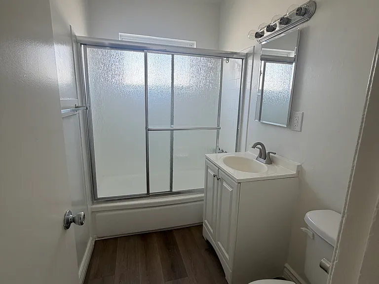 Westwood Apartments — Photo 13