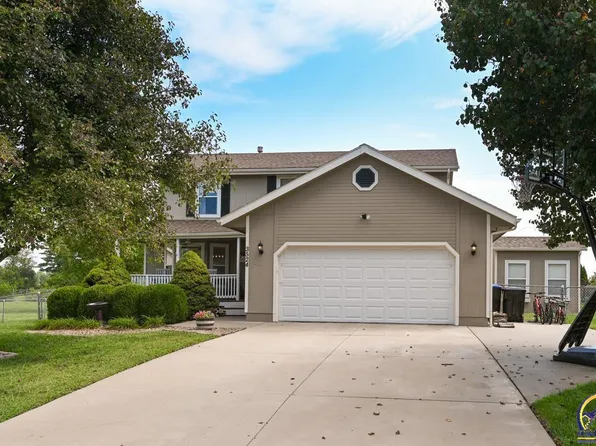 3524 SE Peck Rd, Topeka, KS 66605