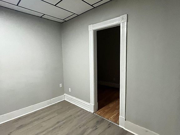 4th image of 684 2nd Ave #1R