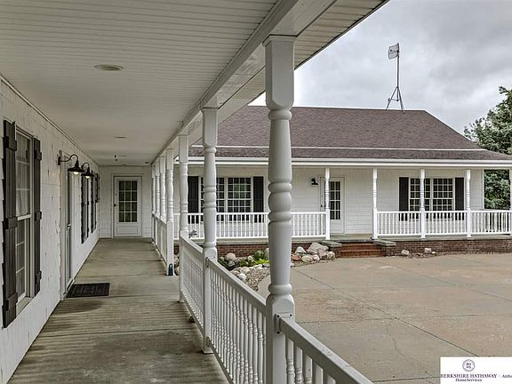 5th image of 20202 Lindale Dr