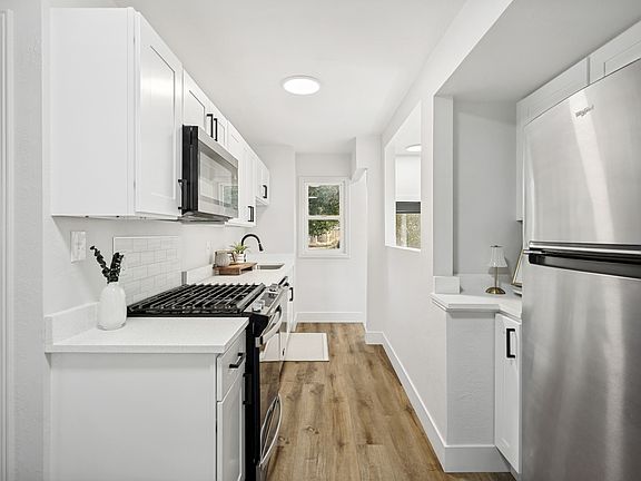 5th image of 662 29th St
