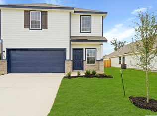 16614 Red Pne, Elmendorf, TX 78112