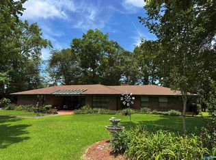 1033 Willoughby Rd, Albertville, AL 35951