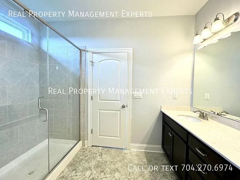 112 Cramerton Mills Pkwy — Photo 16