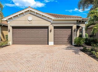 3224 Pacific DR, NAPLES, FL 34119