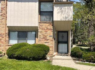 23532 Lahser Rd, Southfield, MI 48033
