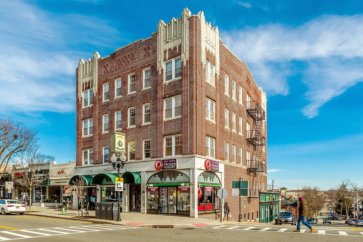 Building Photo - 86 South St #A2