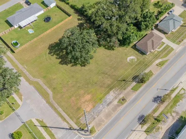 0 W Bobe St, Pensacola, FL 32501