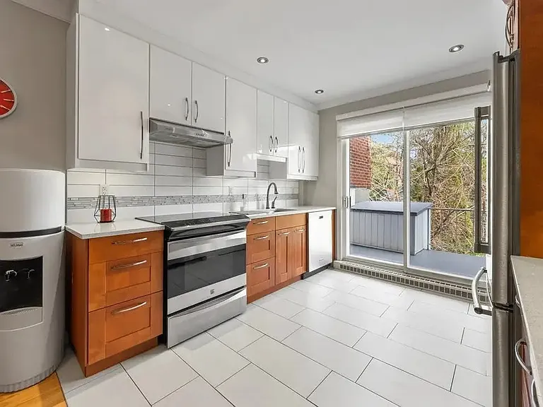 14117 Montfort Dr — Photo 2