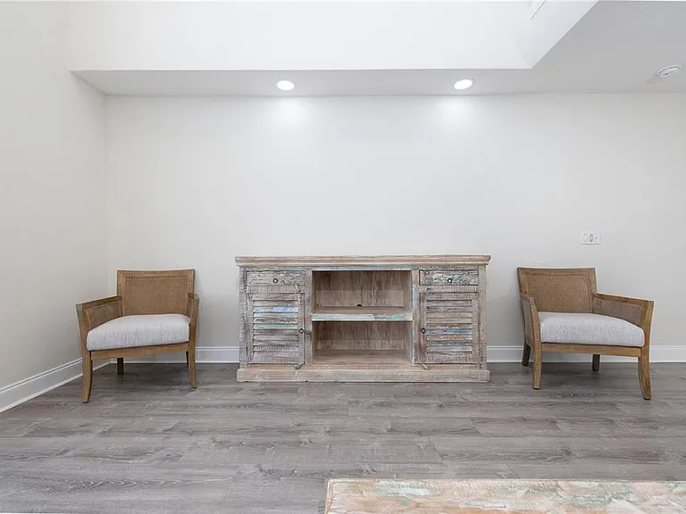 3074 Ocean Shore Blvd — Photo 10