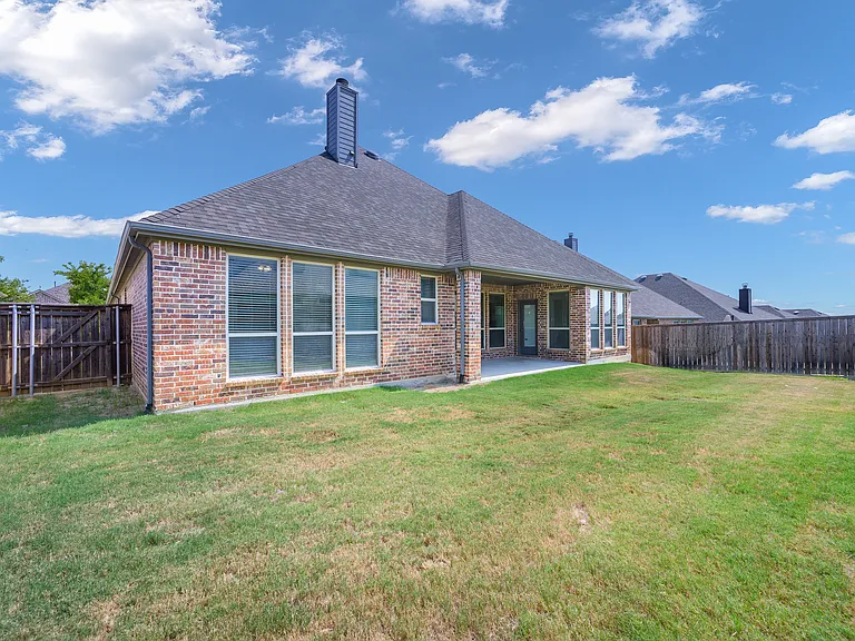 9724 Excursion Dr — Photo 19
