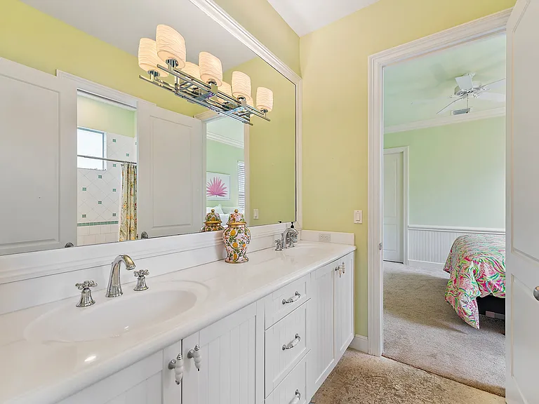 4 Tradewinds Cir — Photo 49