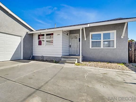 5th image of 2745 Kausman St