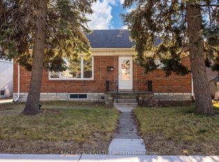 11 Horton Blvd #BASEMENT, Toronto, ON M1J 1K7