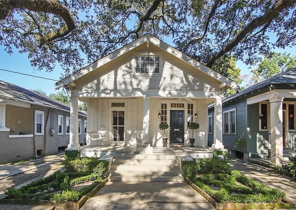 1st image of 2414 Palmer Ave