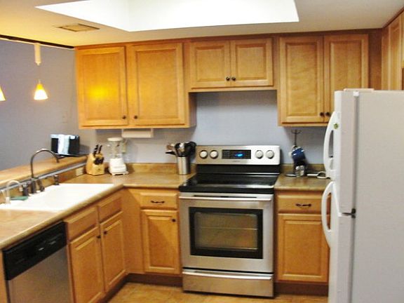 2nd image of 115 E Coronado Dr APT 208