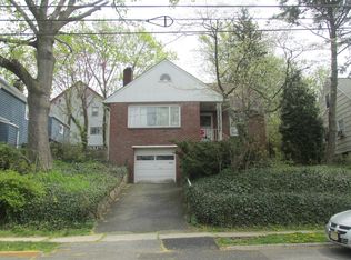 291 Glenwood Ave, Leonia, NJ 07605
