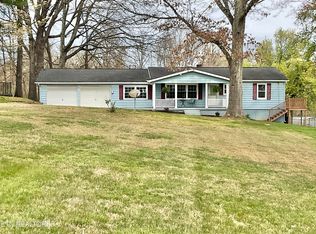 401 Beets St, Clinton, TN 37716