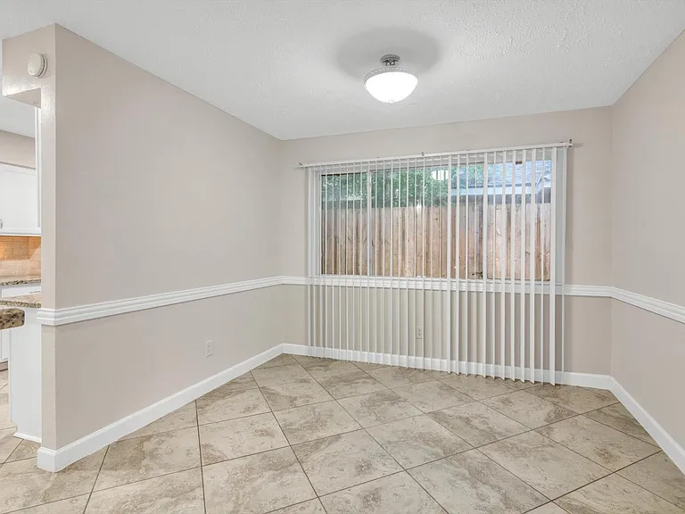 7431 Ridgeberry Dr — Photo 14