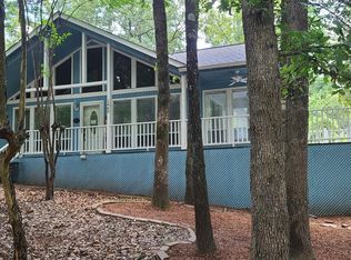 1460 Valleywood Trl, Holly Lake Ranch, TX 75765