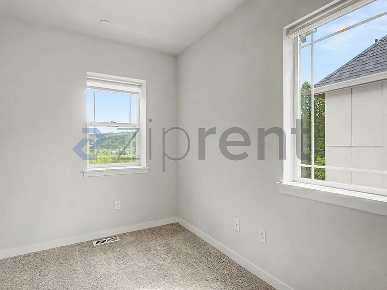 15975 NW Hosmer Ln — Photo 20