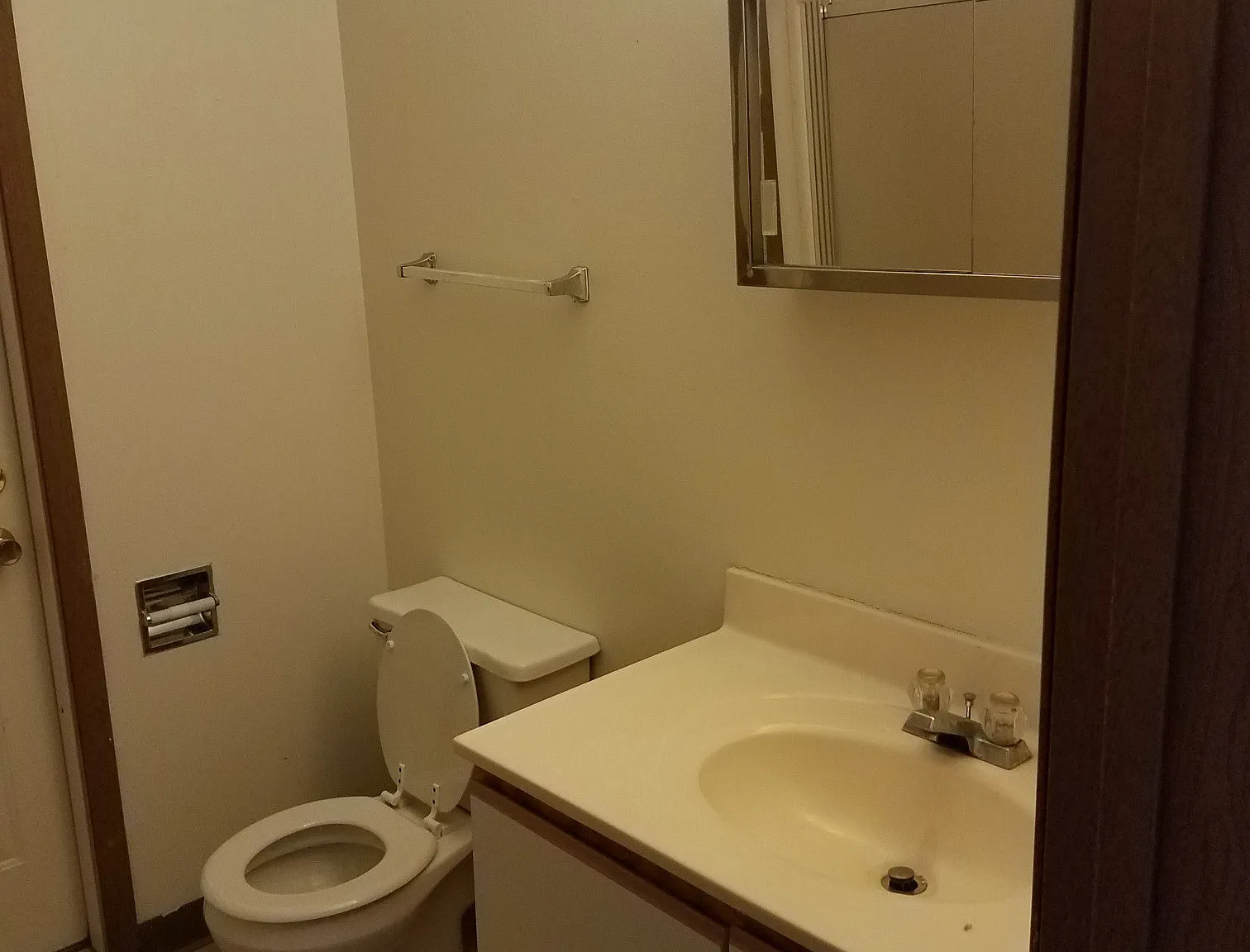 4 bed, 1400 sqft, $1,450 — Photo 4