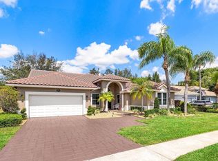 7892 Dorchester Rd, Boynton Beach, FL 33472